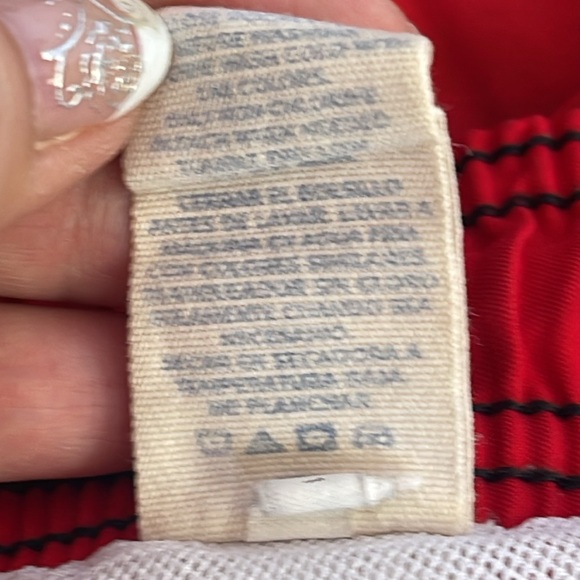 Boys swim trunks size 8 red gray black - Picture 14 of 16